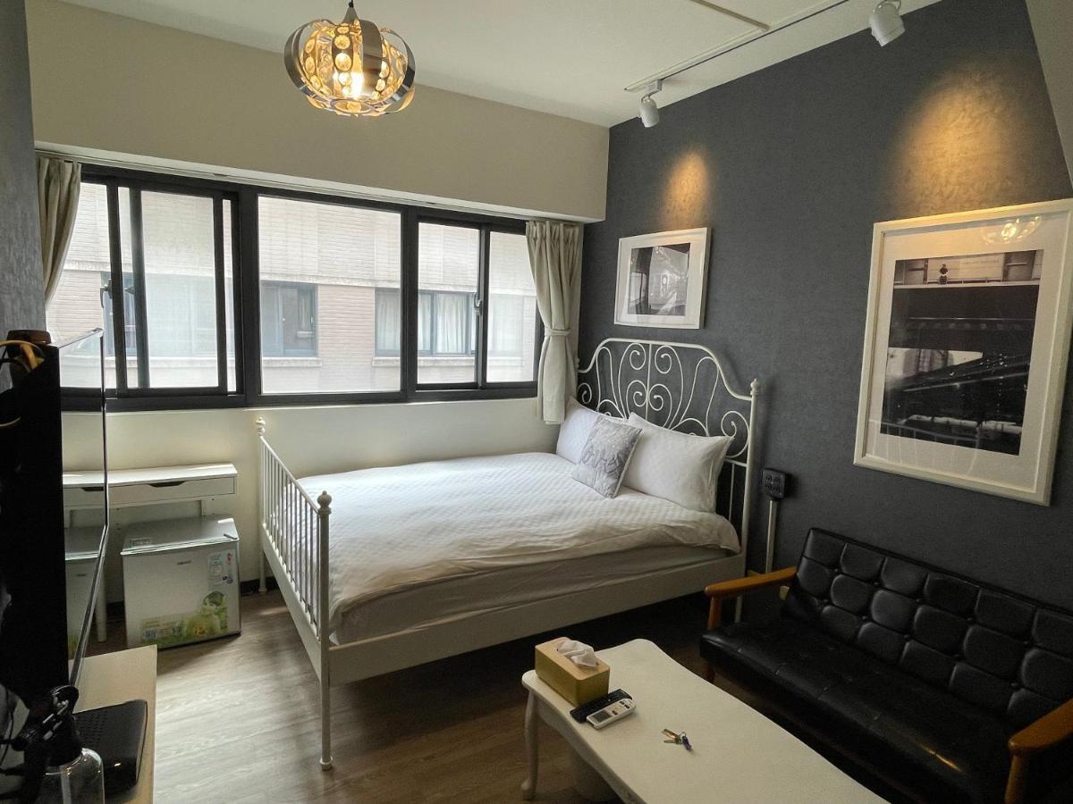 台中 i Zhong 街 g re Xiong Apartamento Exterior foto